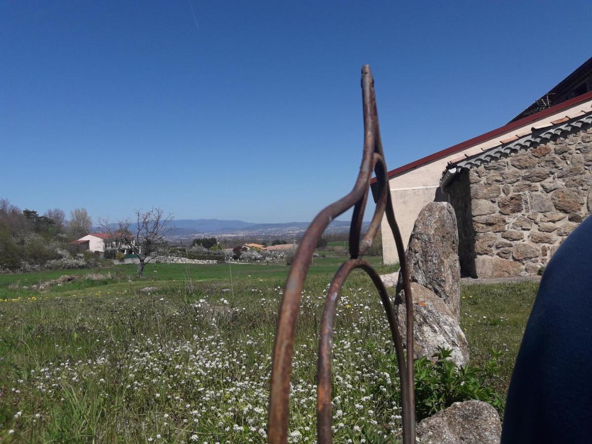 Saint-Jeure-d'Ay Ferme De La Combe B&B 외부 사진